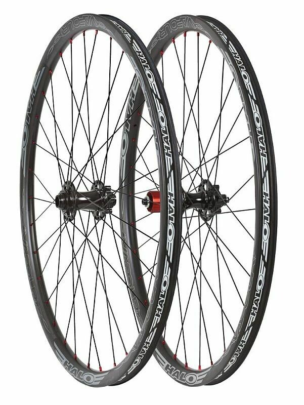 bajaj ct 100 average