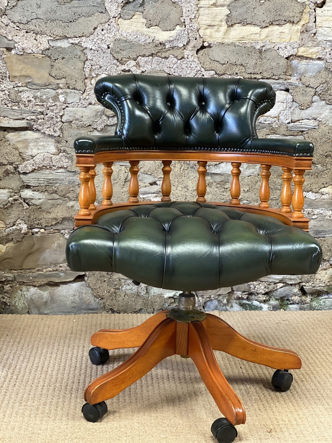 CHESTERFIELD Captains Chair Green
