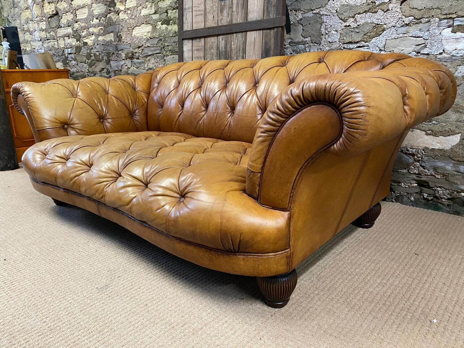 TETRAD OSKAR CHESTERFIELD 2/3 seater Sofa
