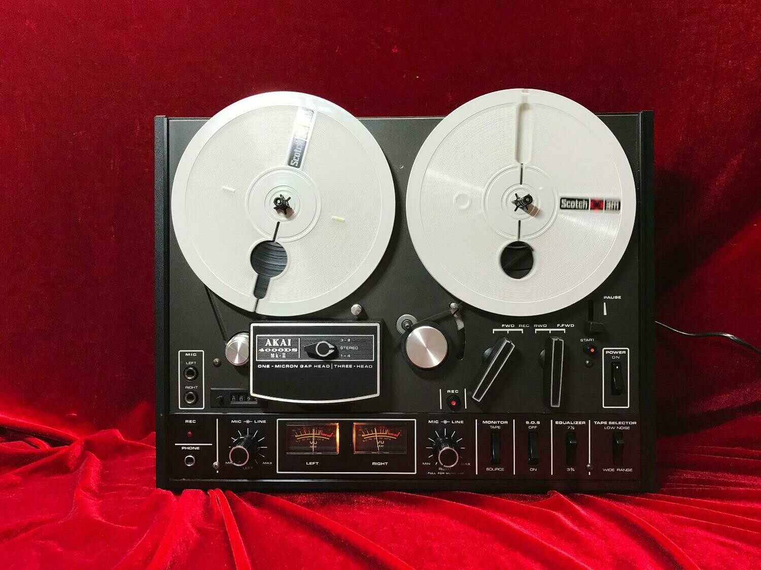 Magnétophone à Bandes Akai 4000D – Argenté, Japon, état Correct