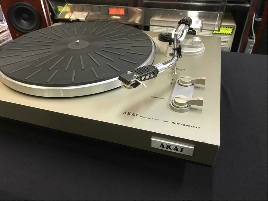 PLATINE VINYLE AKAI AP 206 EUR 220,00 - FR