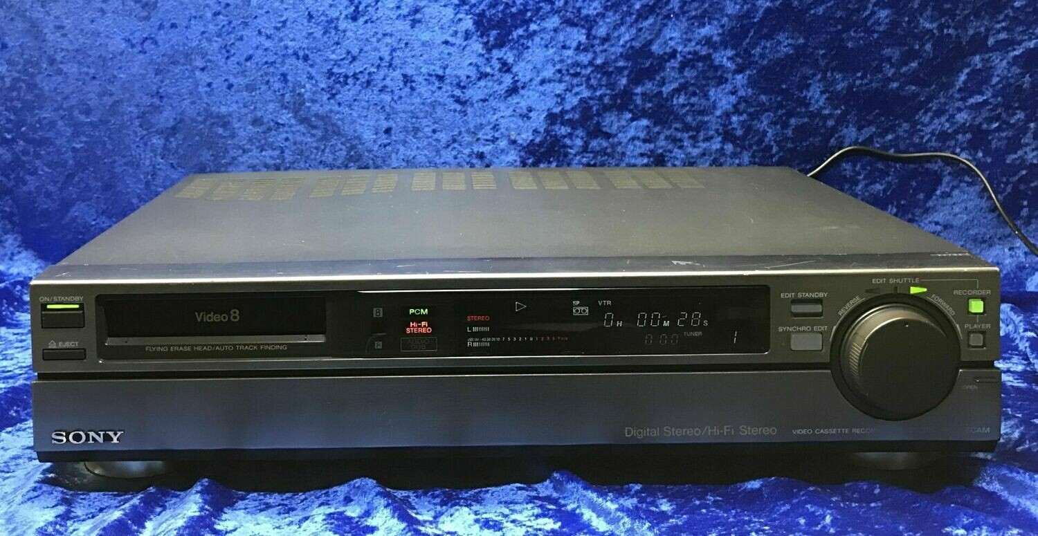Magnétoscope Vidéo 8 SONY EV-C3E