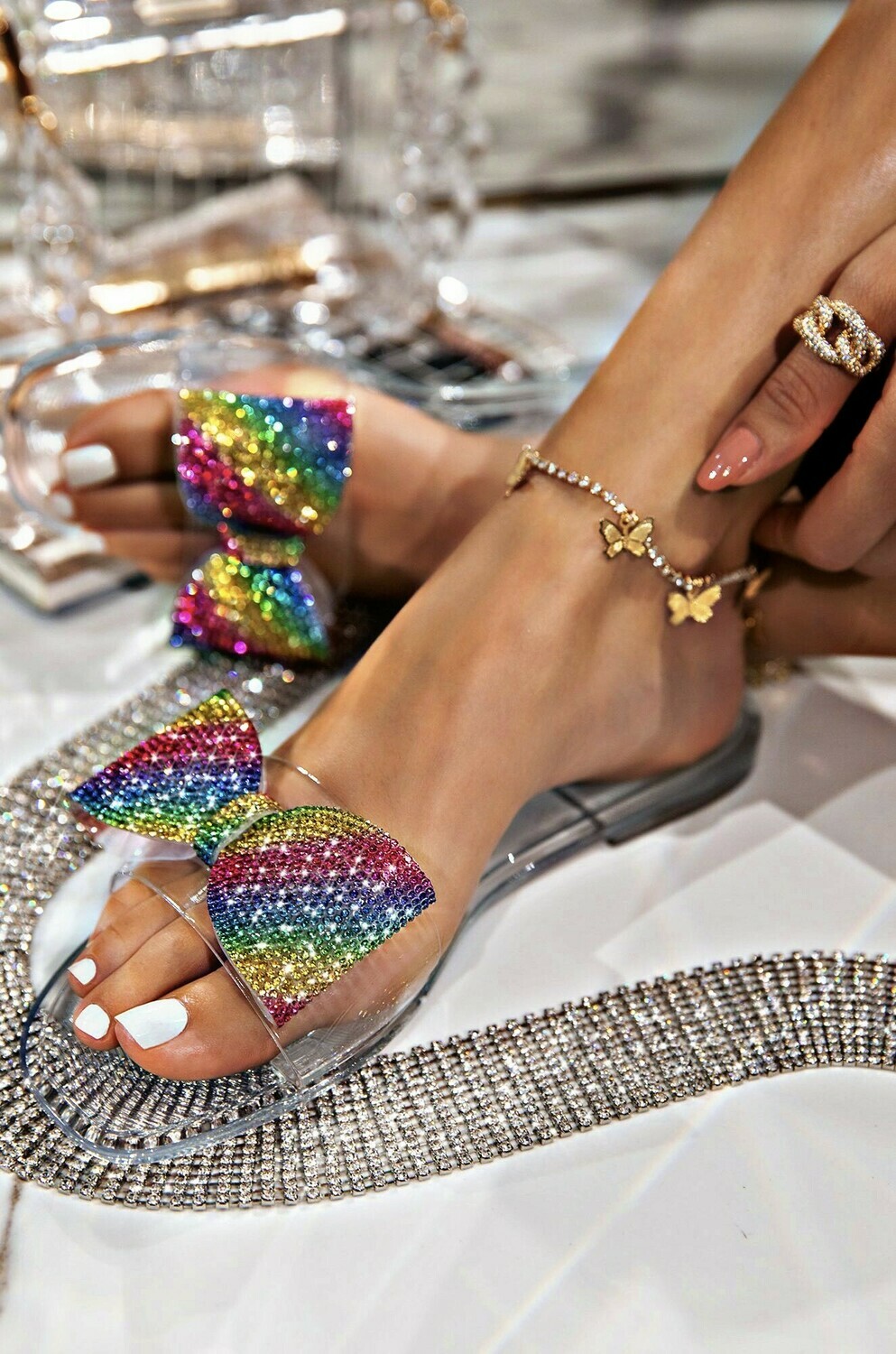 bow rhinestone sandals