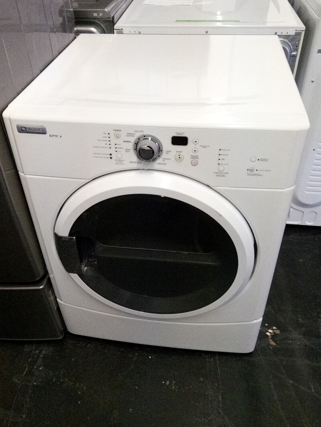 Maytag Epic Z Electric Dryer 6.7 cu ft Capacity