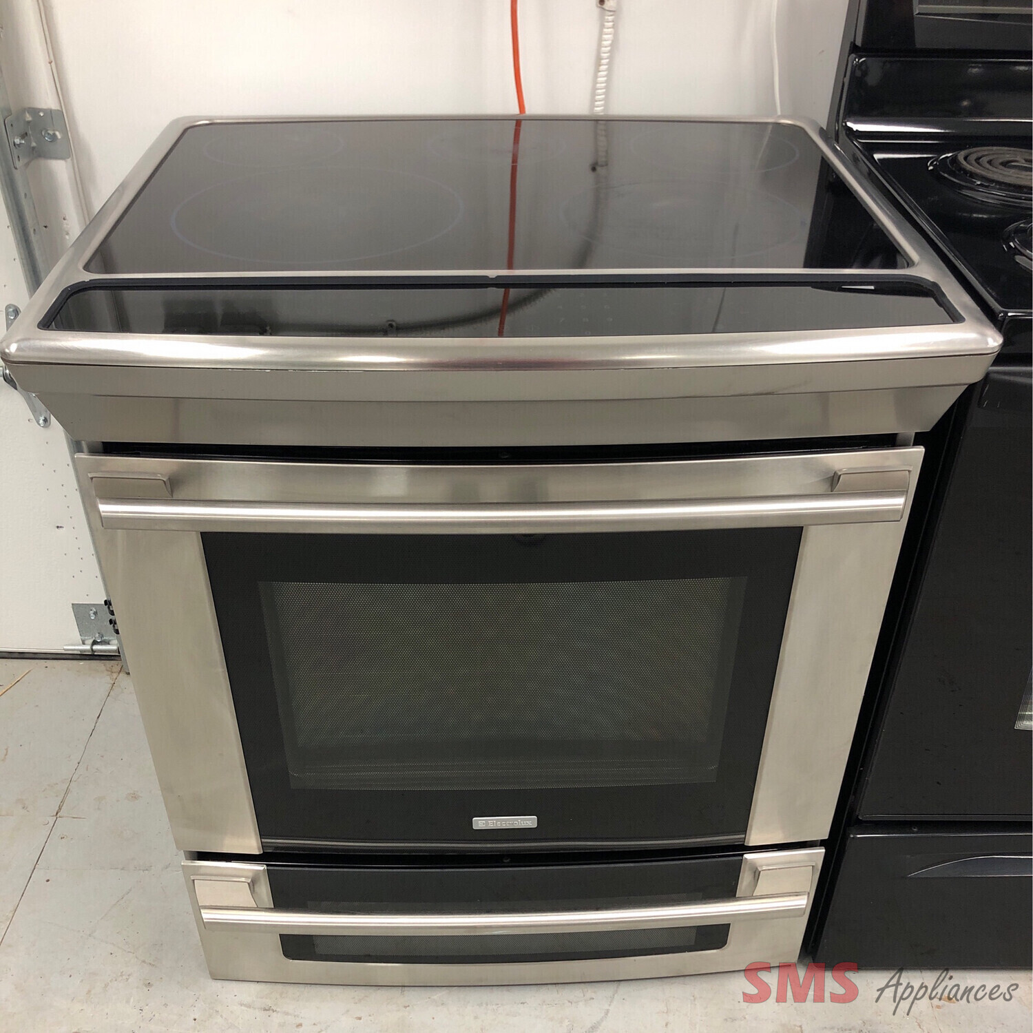 Electrolux SlideIn GlassTop Range