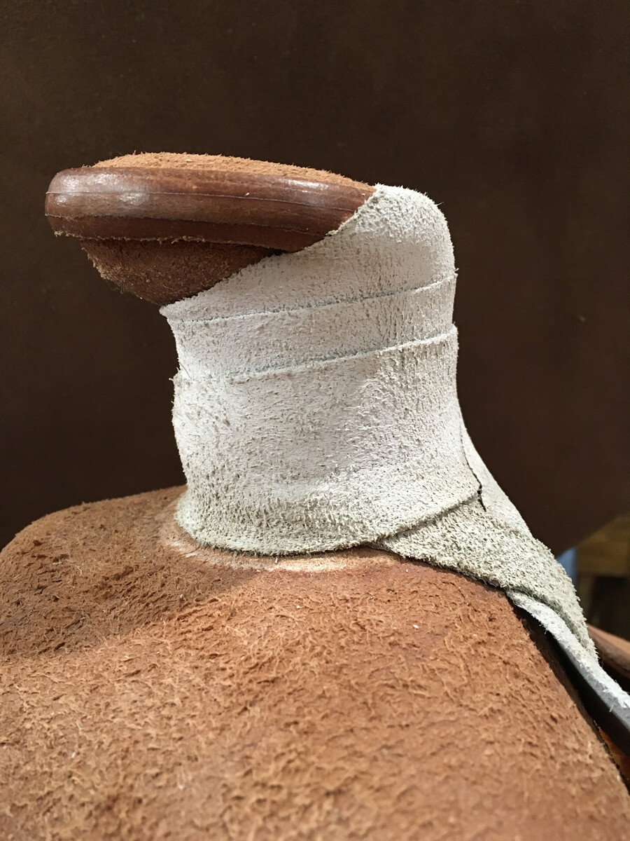 Beveled Mule Hide Horn Wrap