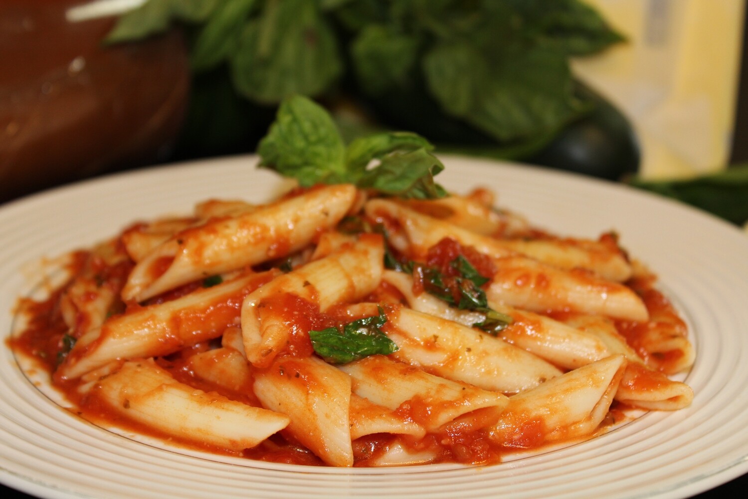 TOMATO BASIL SAUCE