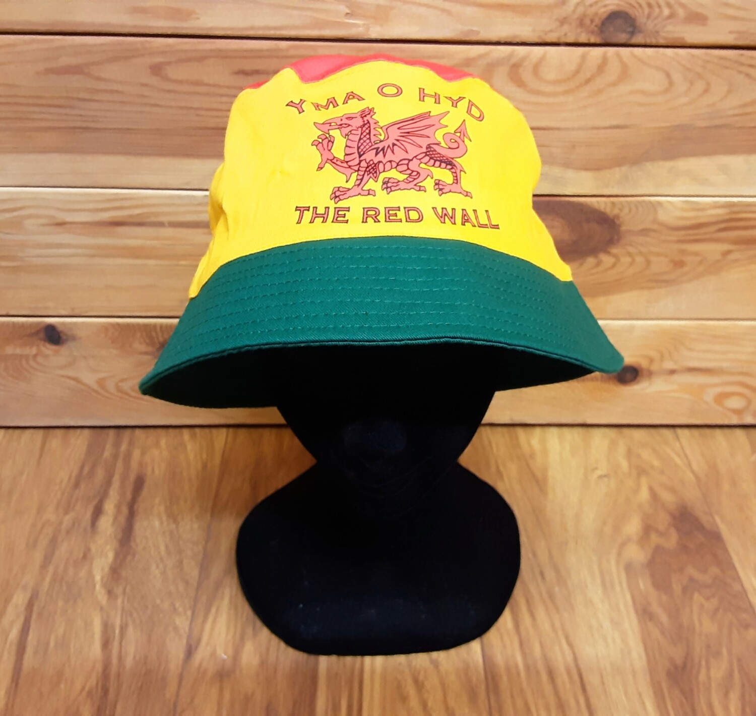 YMA O HYD Welsh bucket hat