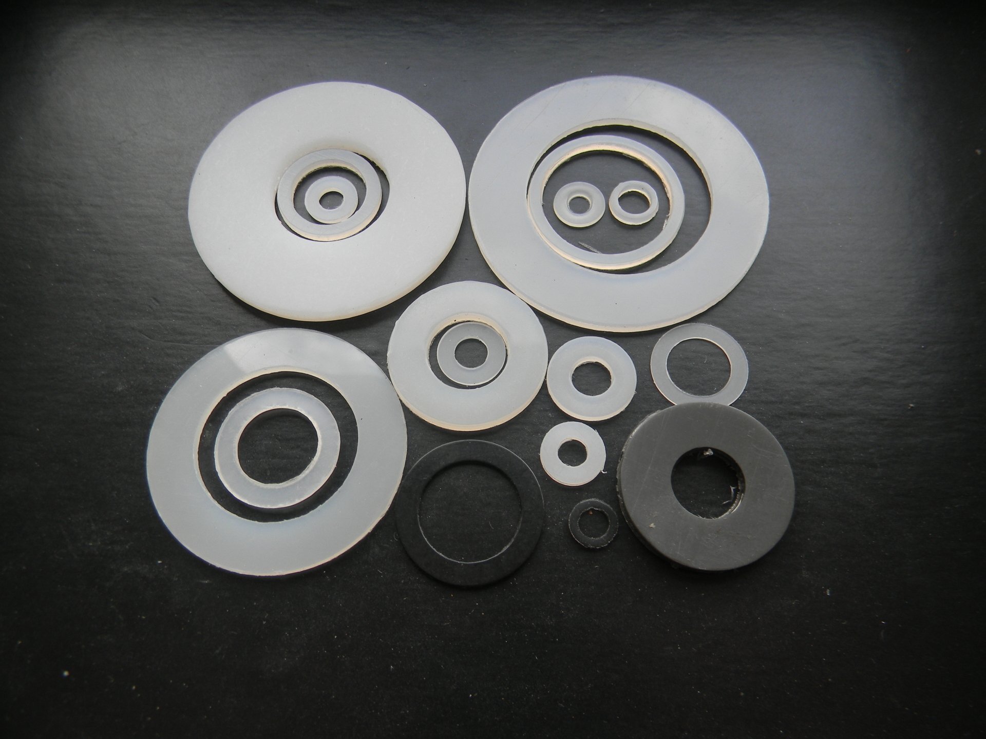 M2 Nylon Washers