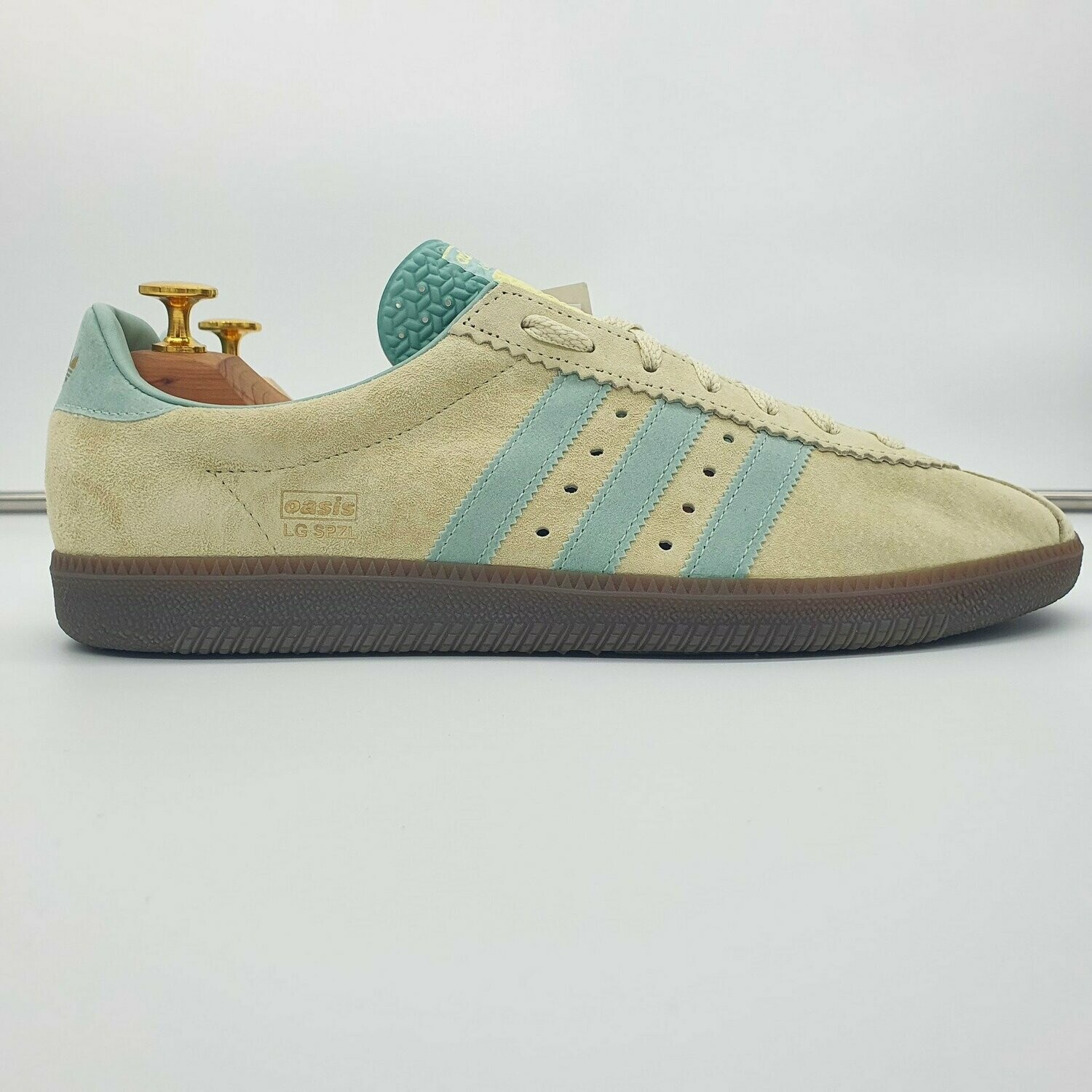 adidas oasis trainers