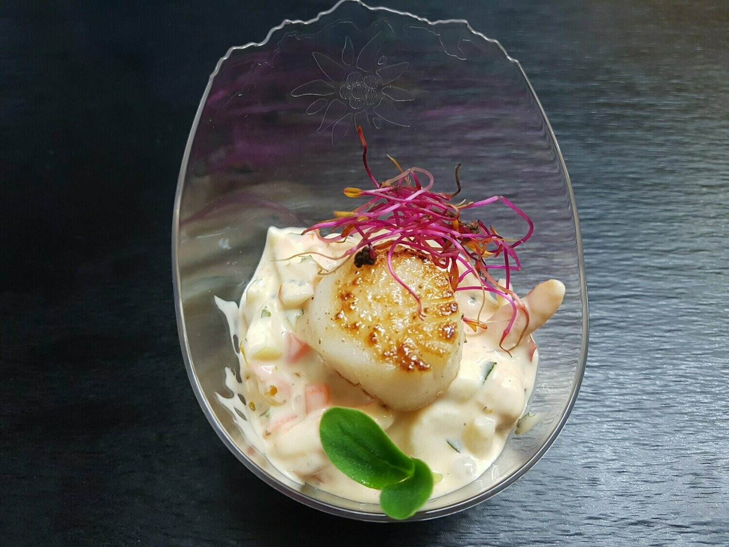 Verrine de homard et SaintJacques à la mandarine Eve Rest Traiteur