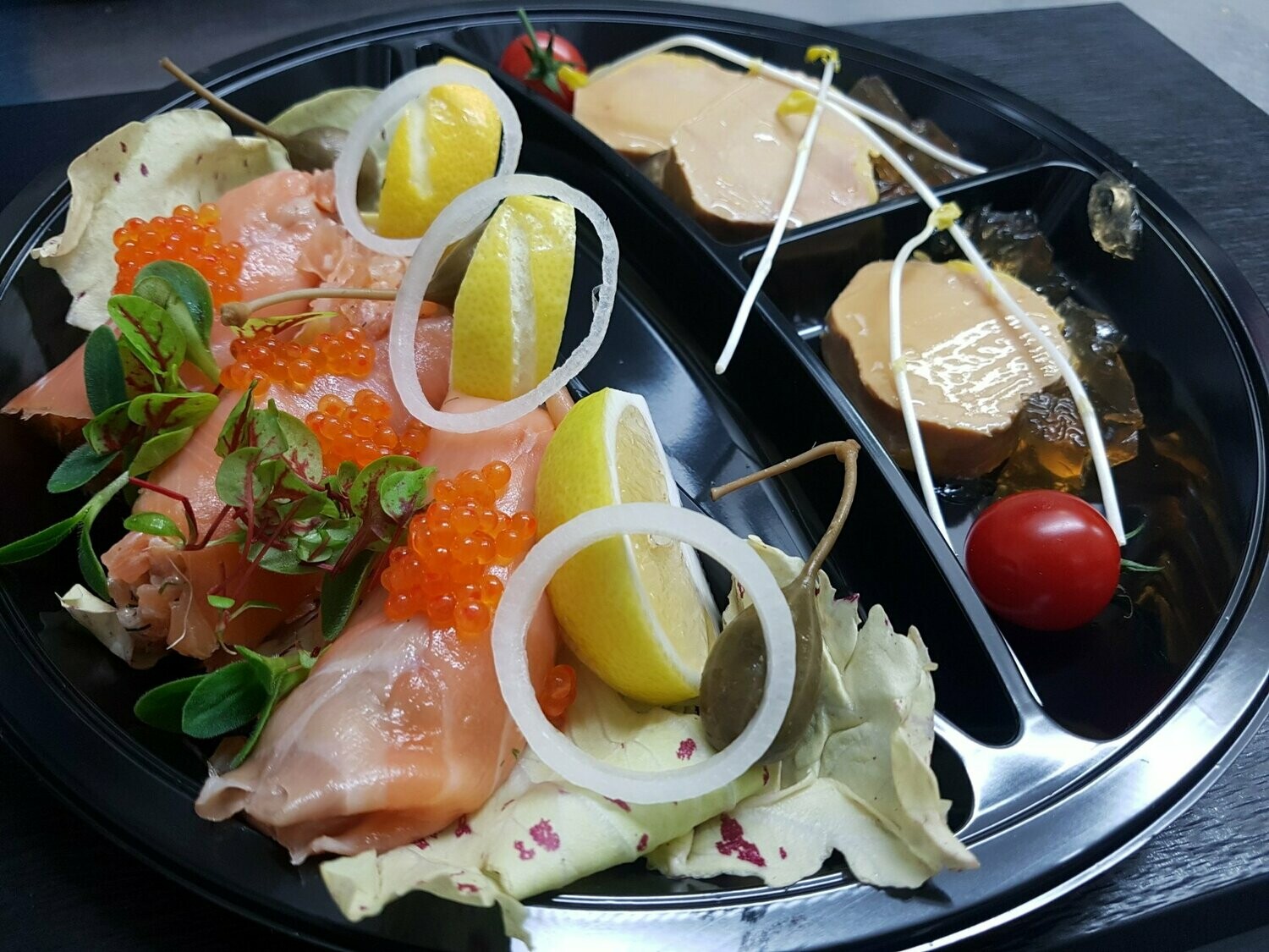 Duo d'entrées foie gras et saumon Eve Rest Traiteur