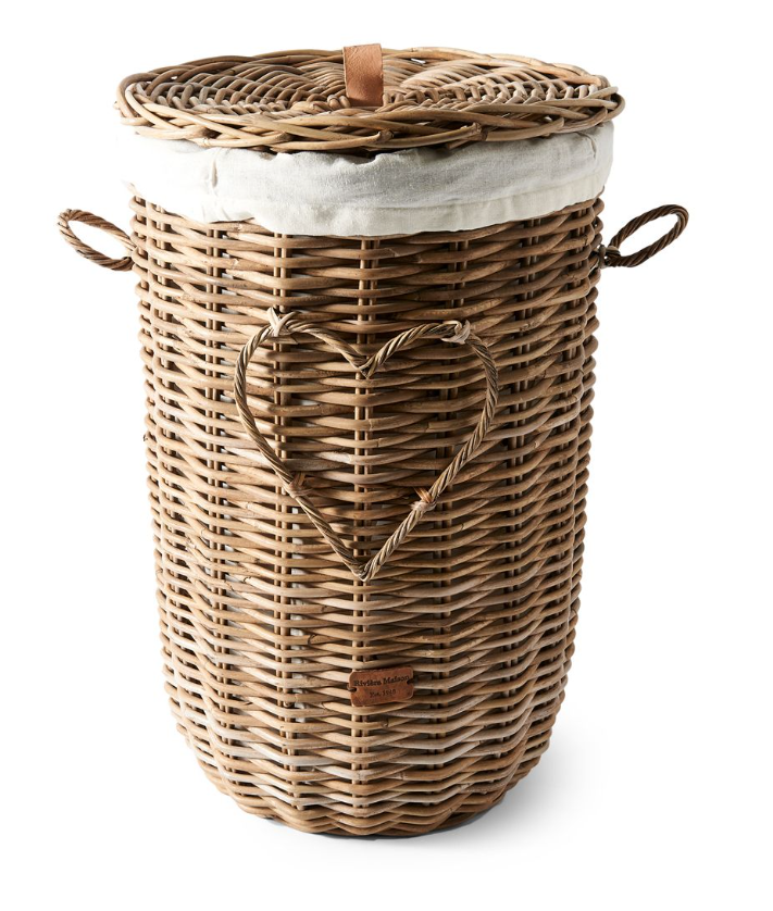 RUSTIC RATTAN HEART LAUNDRY BASKET