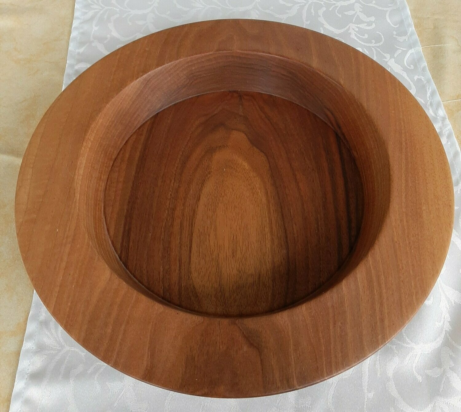 Holzschale Walnuss groß