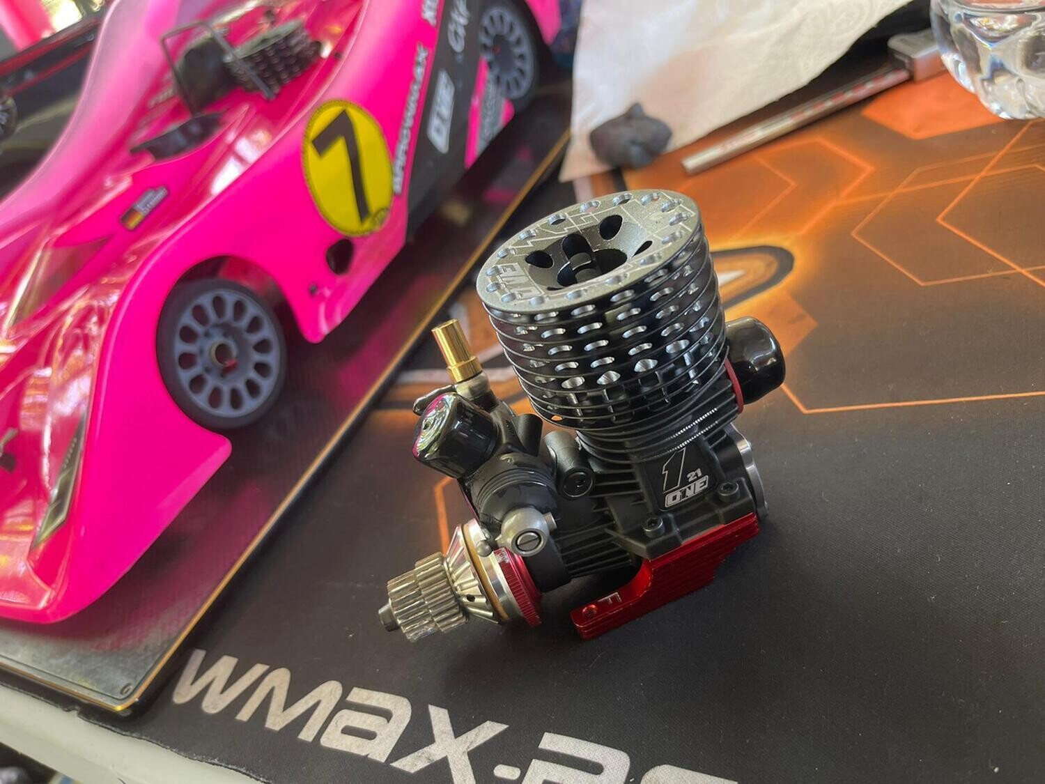 ENGINE ONE .21 9 Kanal EC Valencia Black Edition