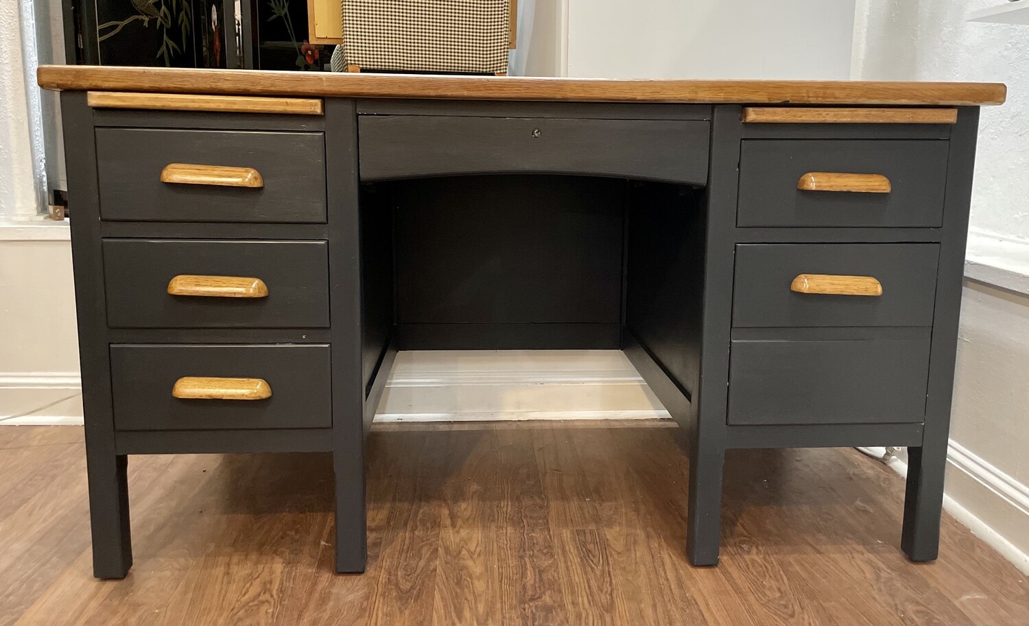 Vintage Solid Oak Teacher's Desk Painted (19001950's)
