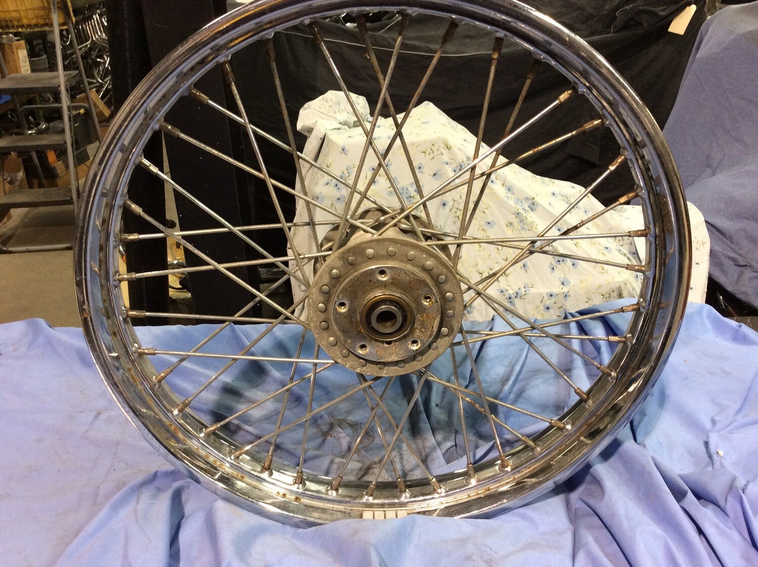 HARLEY NARROW GLIDE 60 SPOKE 21" FRONT WHEEL