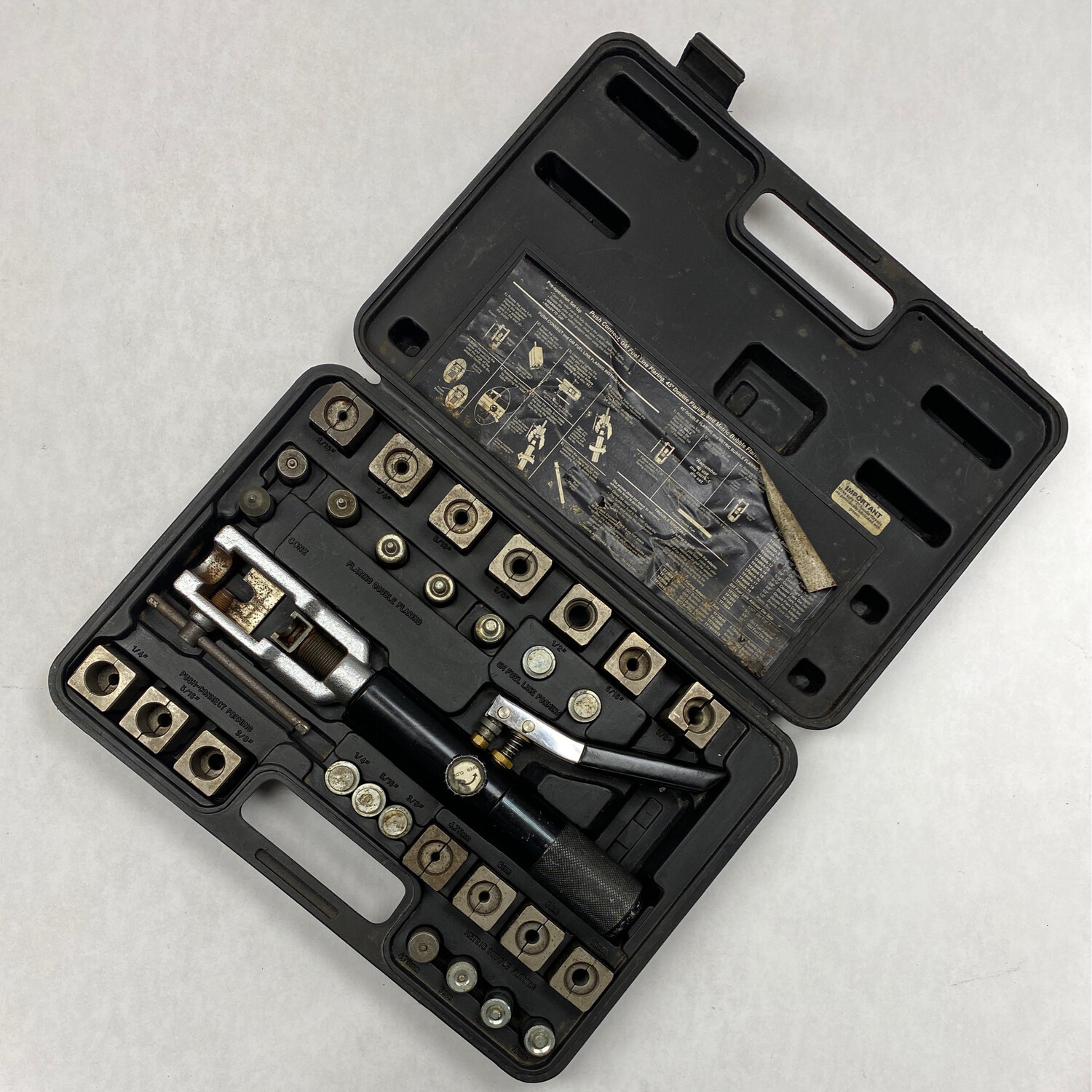 BluePoint Universal Hydraulic Flaring Tool Set, TF700 Shop Tool