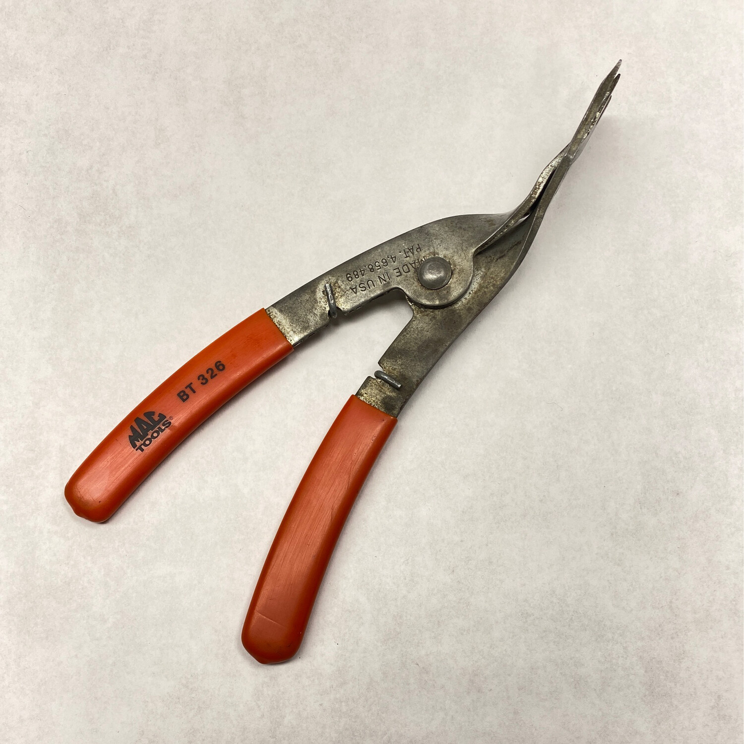 Mac Tools Trim Clip Pliers, BT 326 - Shop - Tool Swapper