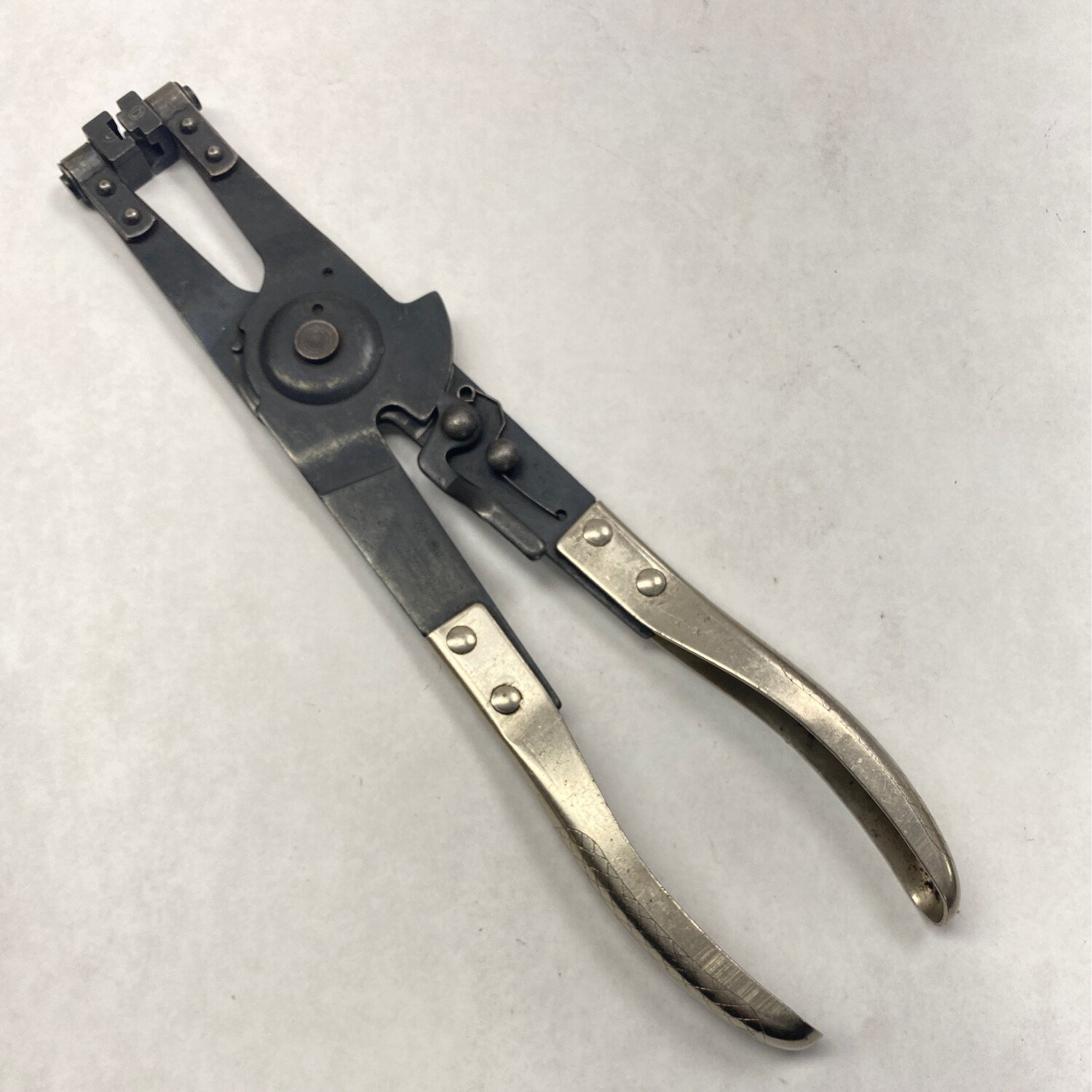 Blue Point Mobea Heater Hose Clamp Pliers, HCP20 Shop Tool Swapper