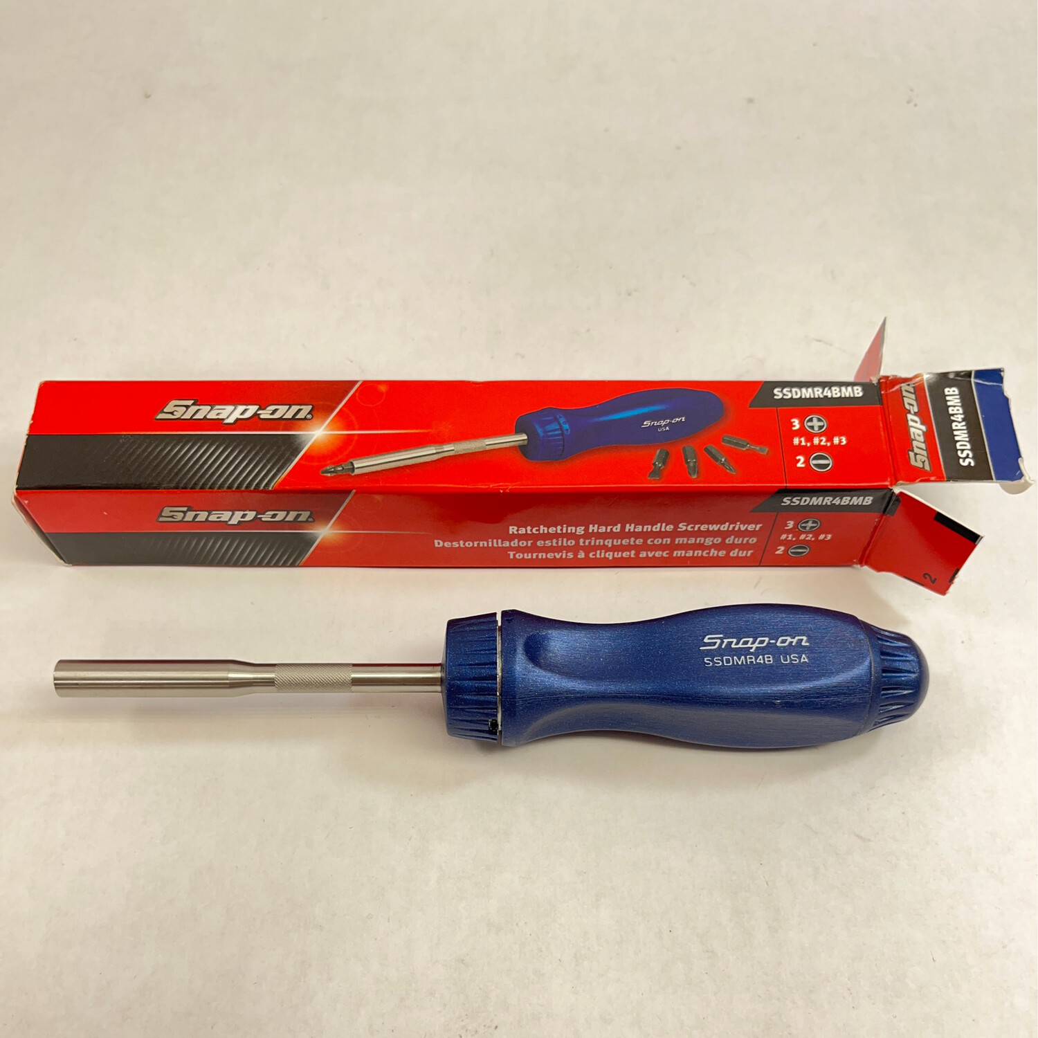 thumbnail image 2 of Snap-on SSDMR4BO Orange Ratcheting Screwdriver With 5 Bits - New 2 of 5
