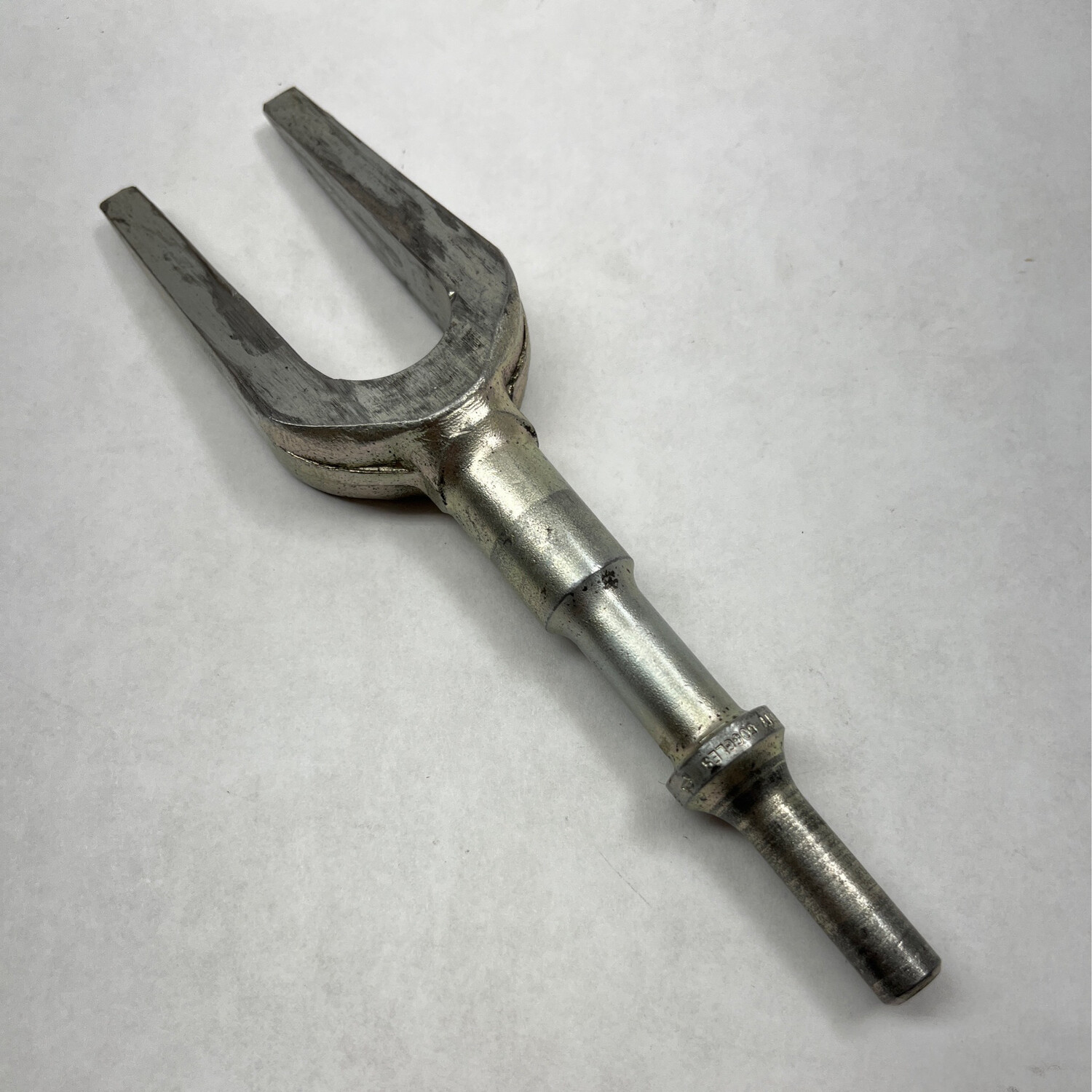 Snap On Air Hammer Ball Joint/Tie Rod Separator Bit, PHG69A Shop