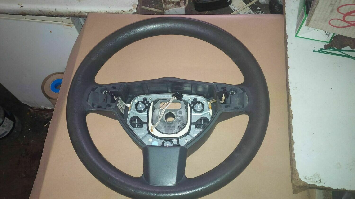 Steering Wheel Multifunction with Wiring Zafira B 20052011 GM 13111340