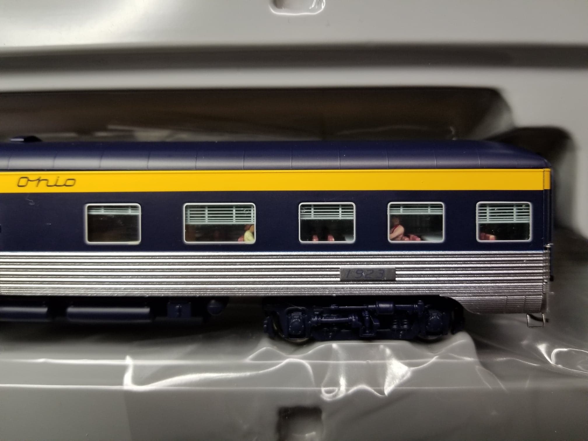 Passenger Car Blinds