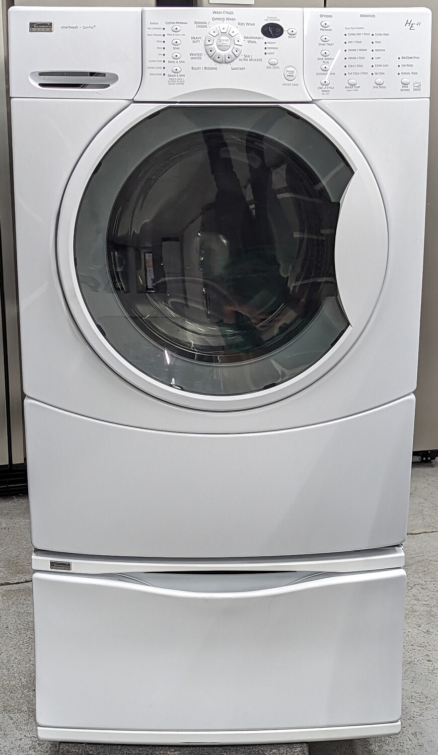 Kenmore Elite Washer (110.45081400) with Pedestal