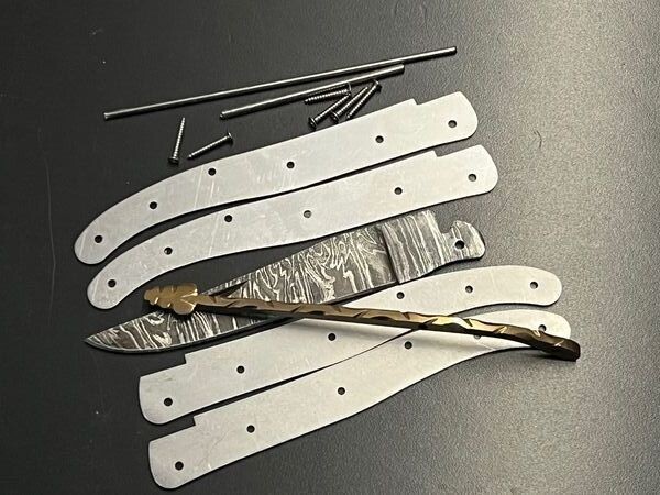 Laguiole En Aubrac Taschenmesser – 12 Cm Griff Aus Rinderknochen, Roh Geschmiedete Klinge, Französisches Original