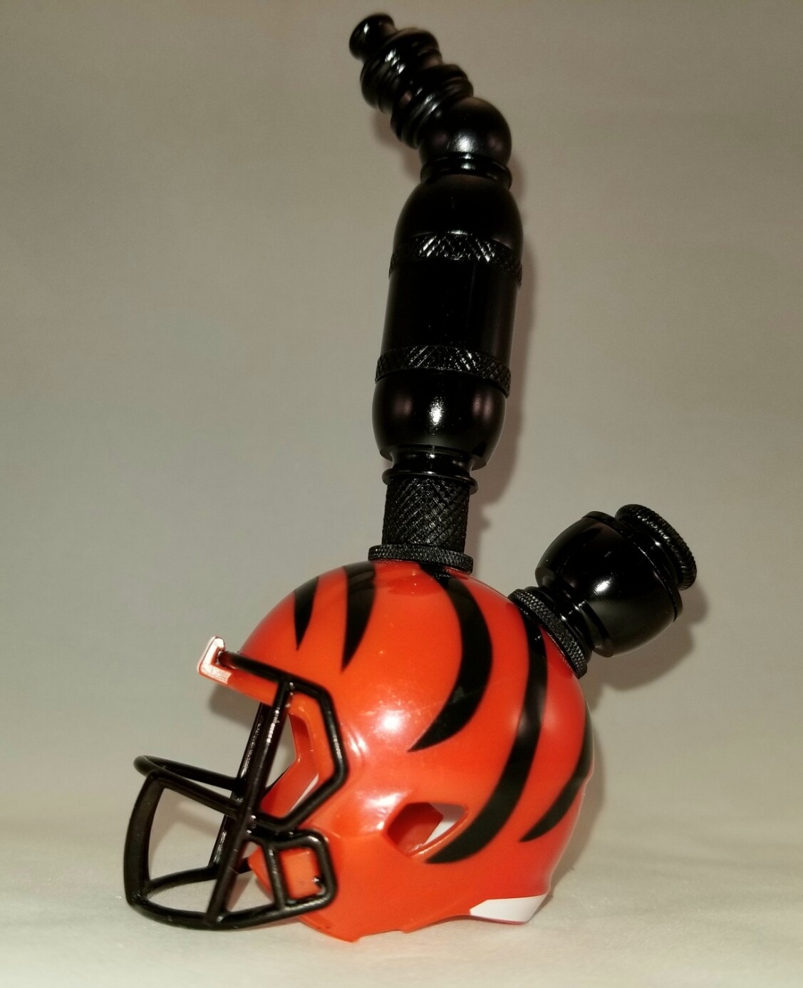Cincinnati Bengals NFL Helmet Pipe Straight Design