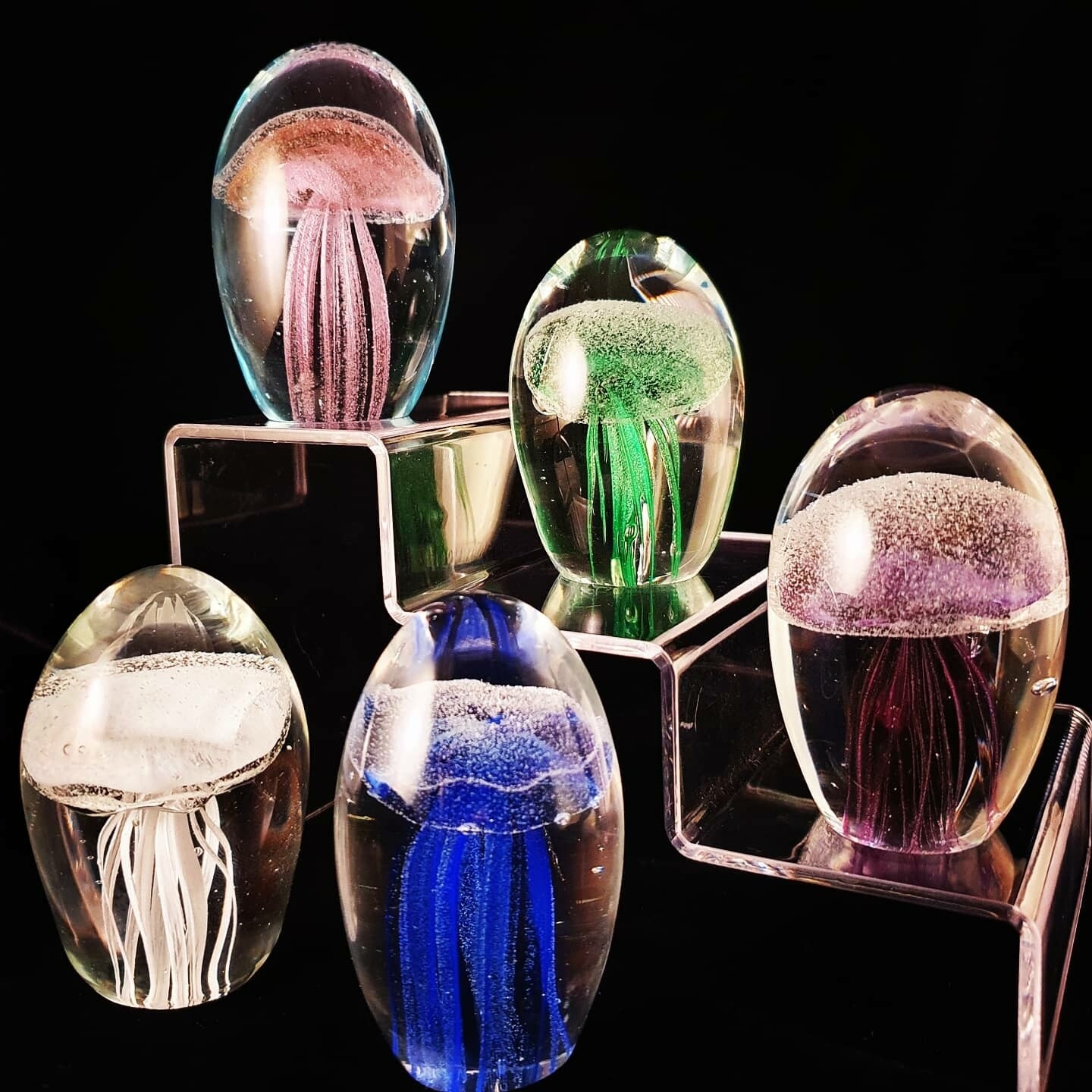 Glow Jellyfish Crystal Glass Decor main image 0