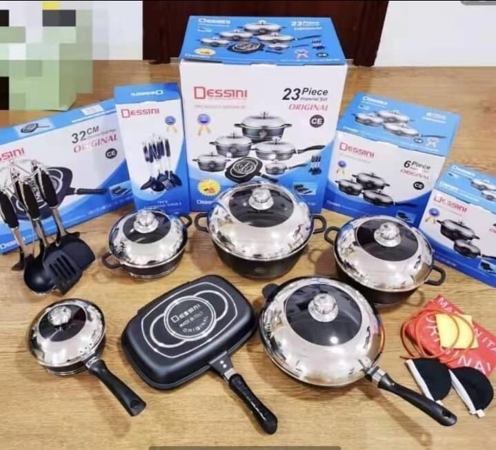 23 PIECE DESSINI COOKWARE SET