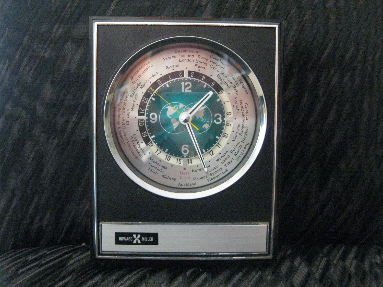 1970 VINTAGE HOWARD MILLER WORLD CLOCK