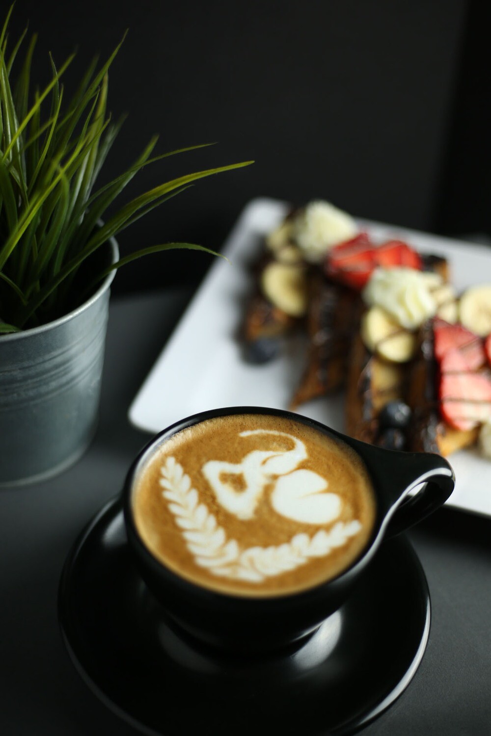 French Toast with Fruits
