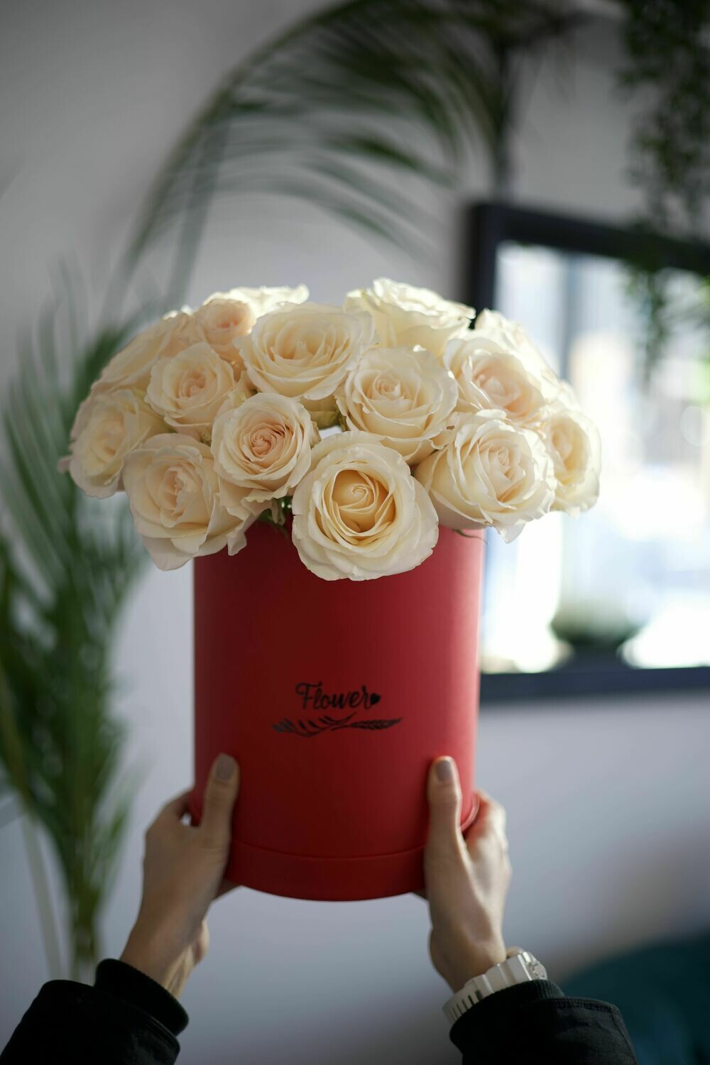 Red Round Flower Box