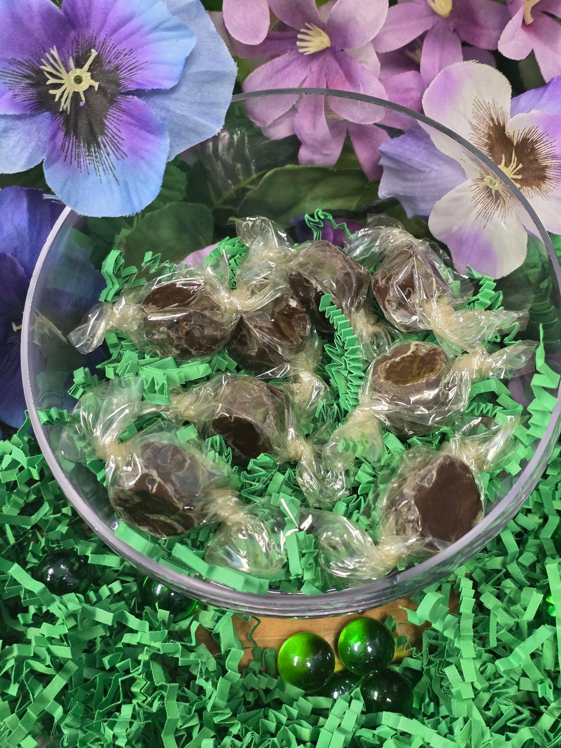 Giraffe Nuts Caramels--Smooth Chocolate chew (1 piece)