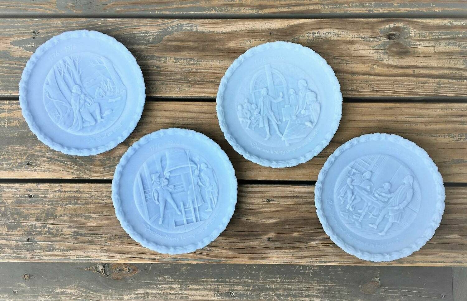 Store Woman's Club of Williamsburg Four Bicentennial Commemorative Plates