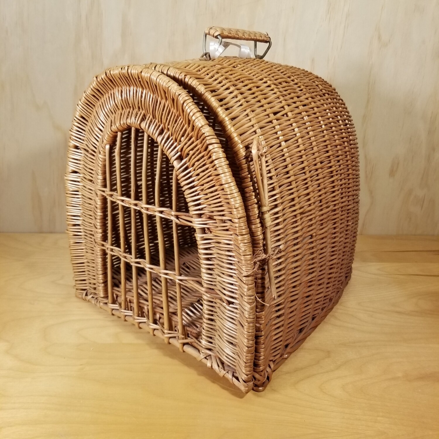 Wicker Pet Carrier