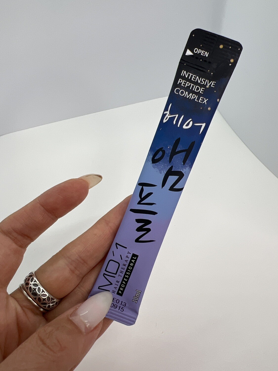 Intensive peptide complex md 1 hair therapy. Md1] intensive peptide complex hair ampoule. Md 1 intensive peptide complex. Md:1 маска-филлер для волос intensive peptide complex scalp ampoule 10 мл. Md 1 intensive peptide complex.