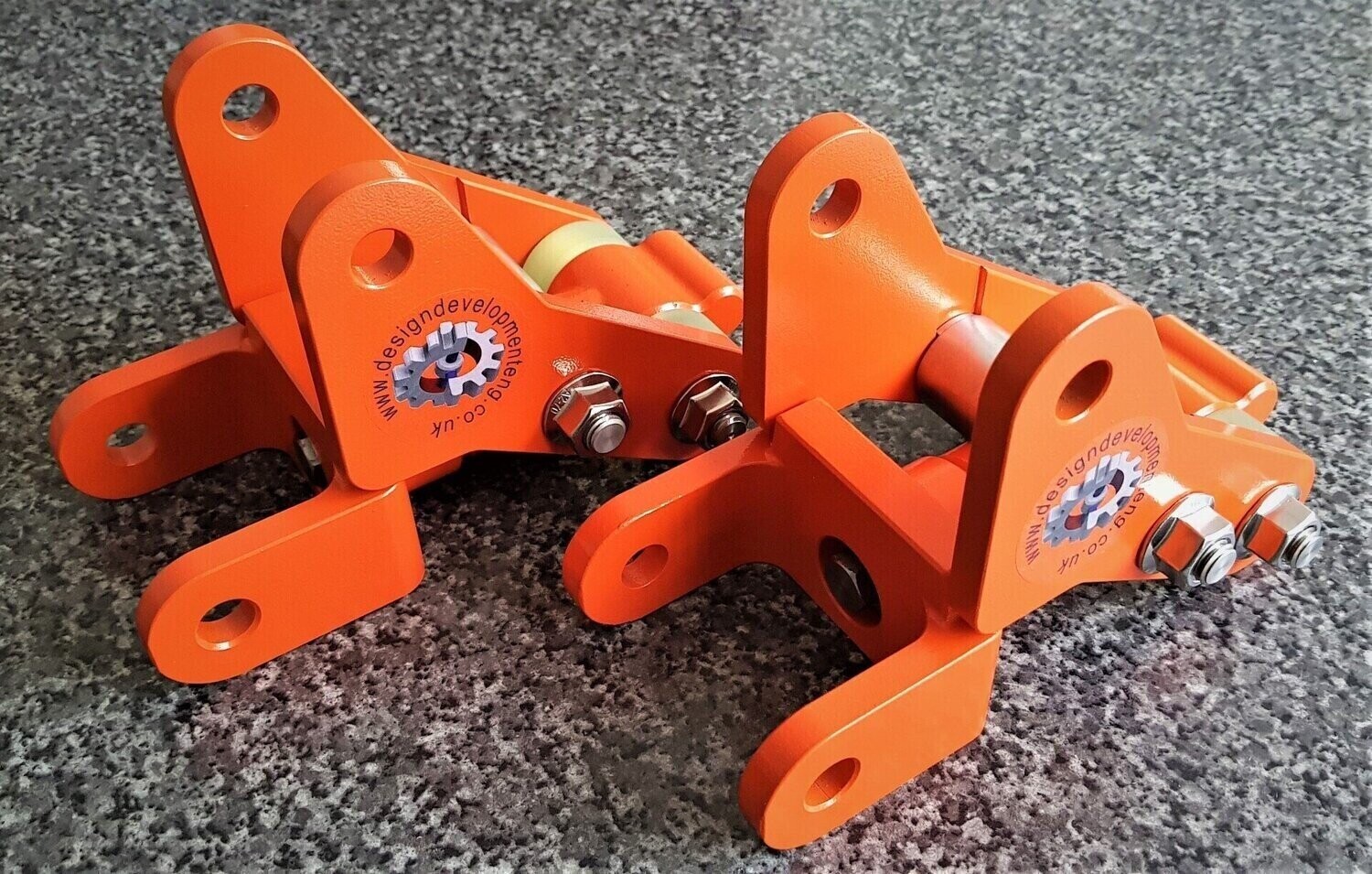 SeriesFlex Rear Extending Spring Shackles