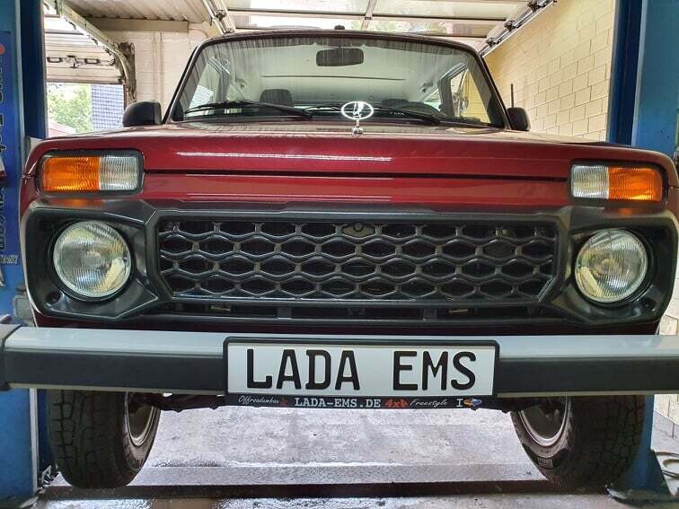Dachzierleiste Links Schwarz - Lada Niva / 4x4 / Taiga - Lada Niva Er