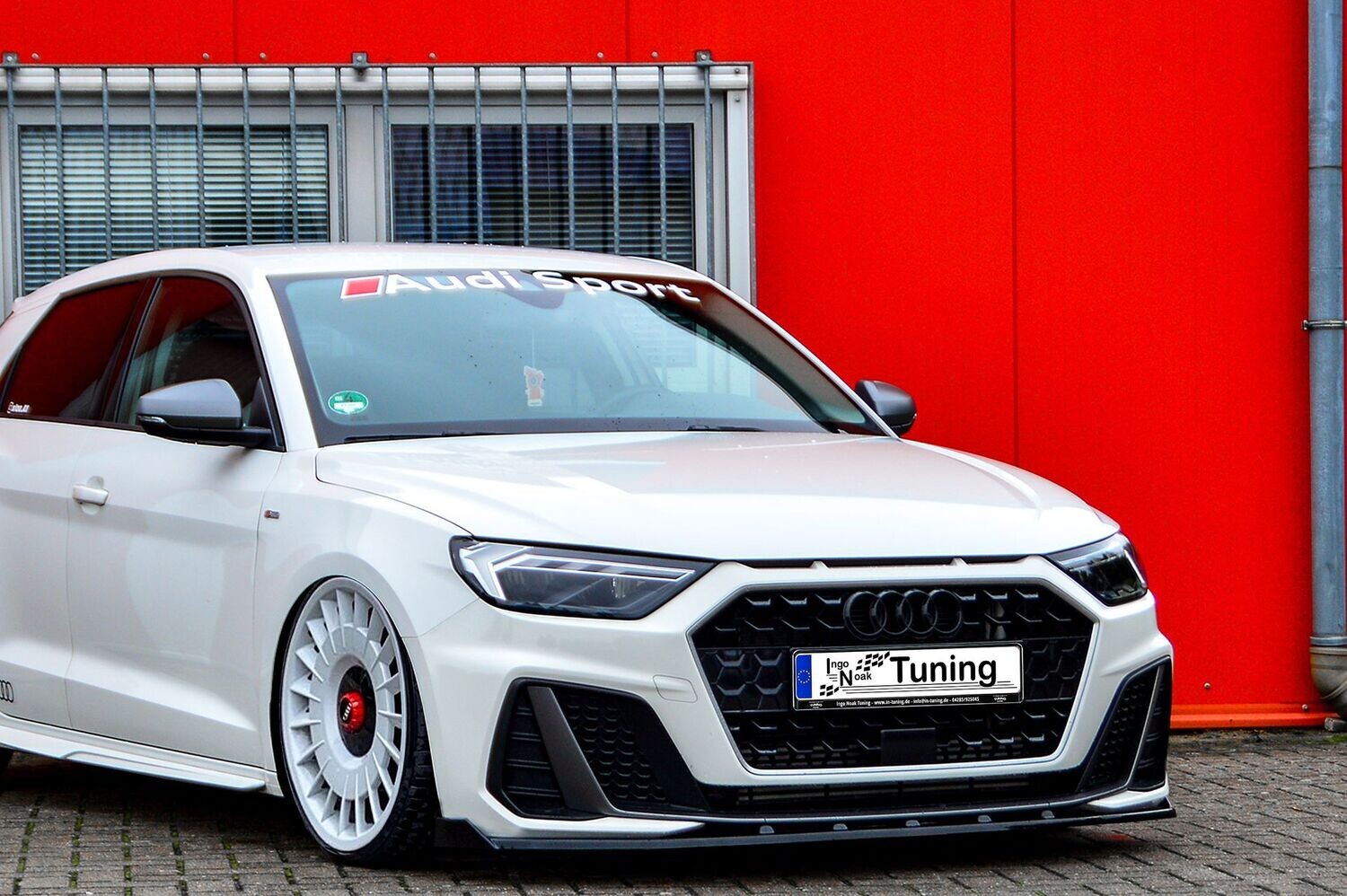 Cup Frontspoilerlippe Mit Wings Für Audi TT RS 8J