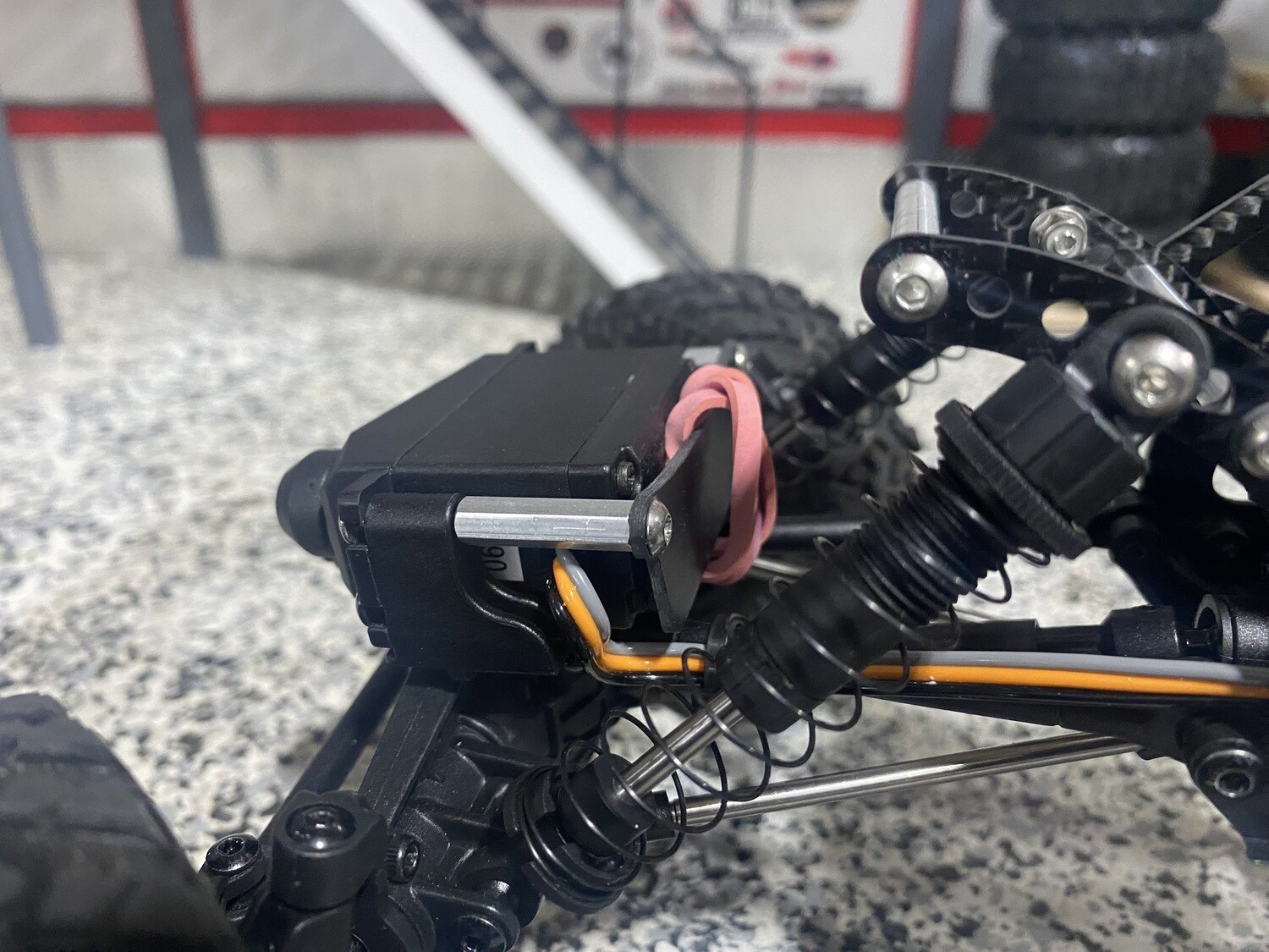 Behindtheservo Battery Mount