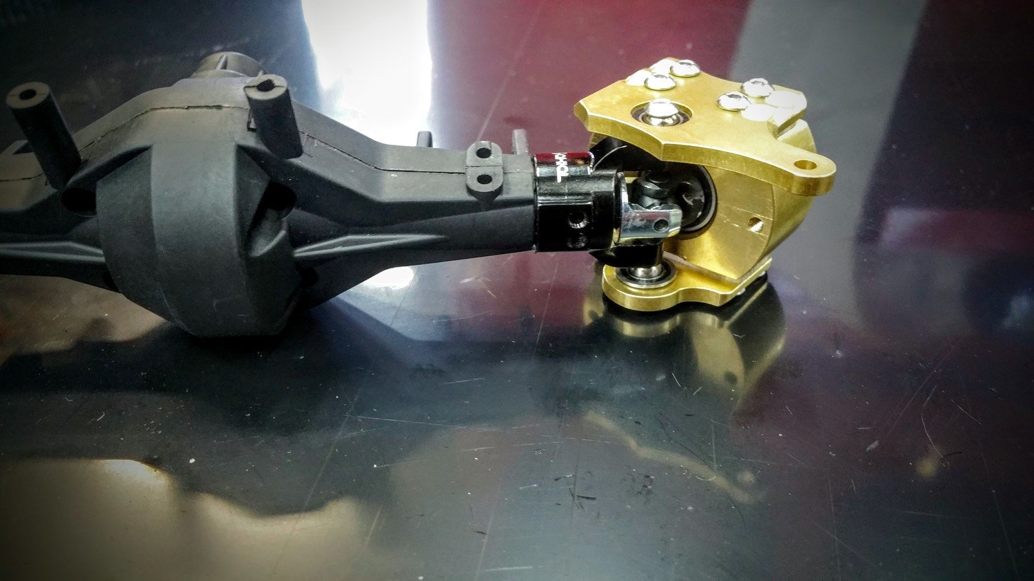 Axles and knuckles for XR Narrow mod for SCX/AX axles