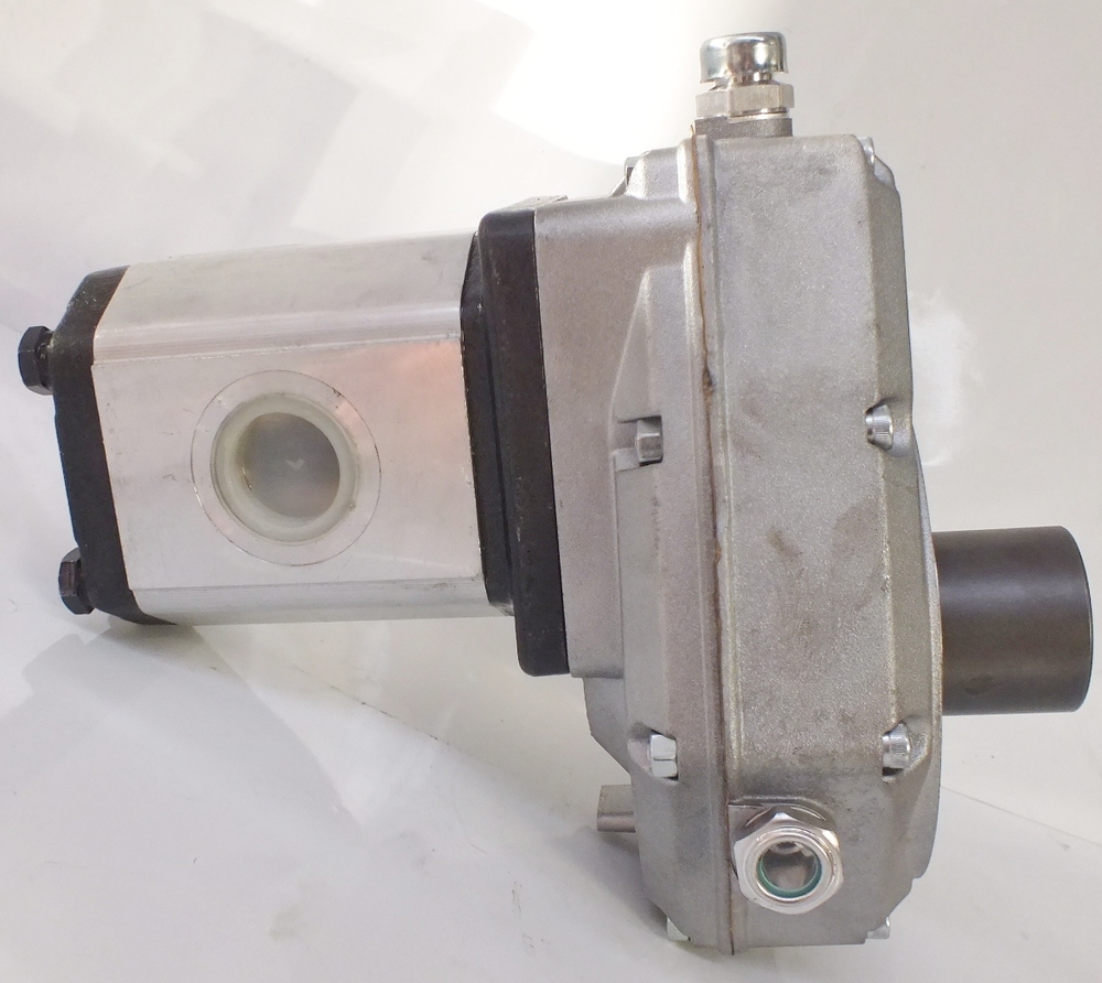 PTO SPEED INCREASE GEARBOX UP TO 70LPM HYDRAULIC PUMP ITALIAN QUALITY