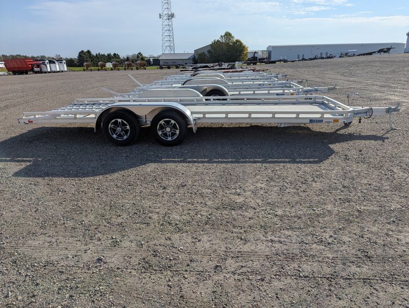 400000042411-large-4