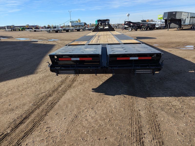 400000063256-large-6