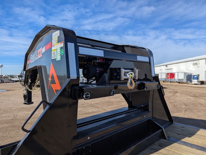 400000063256-large-8