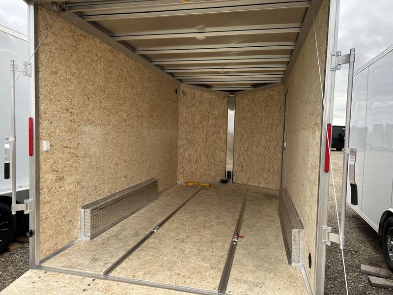 400000059969-large-8